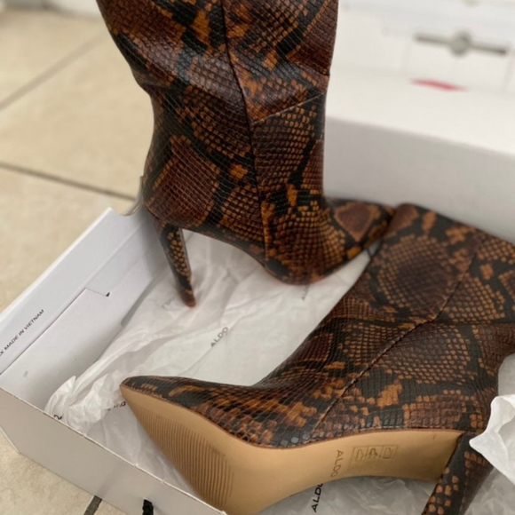 ISO these Aldo boots 6.5 or 7!!! - Picture 2 of 4